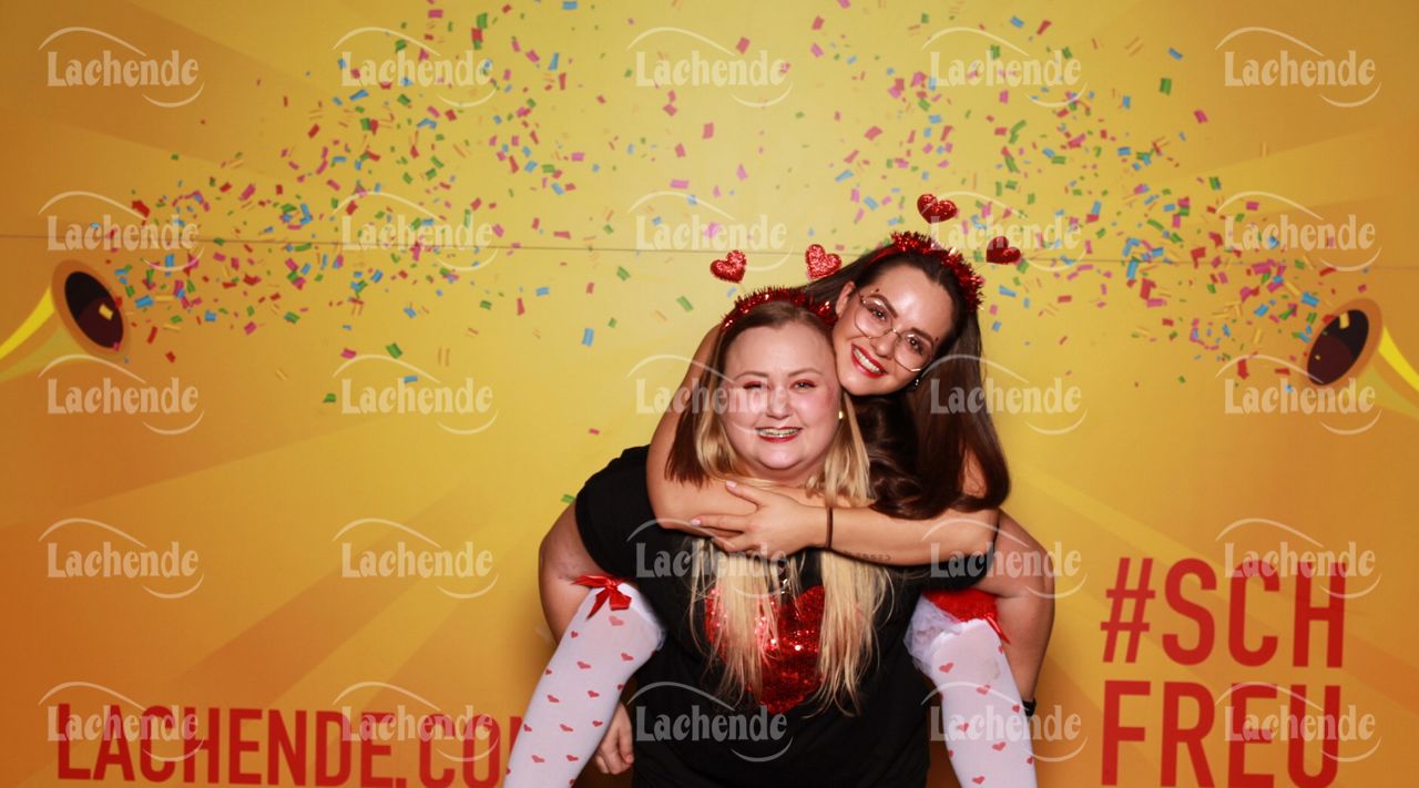 Lachende 08.02.24 20:44 Uhr - 0484