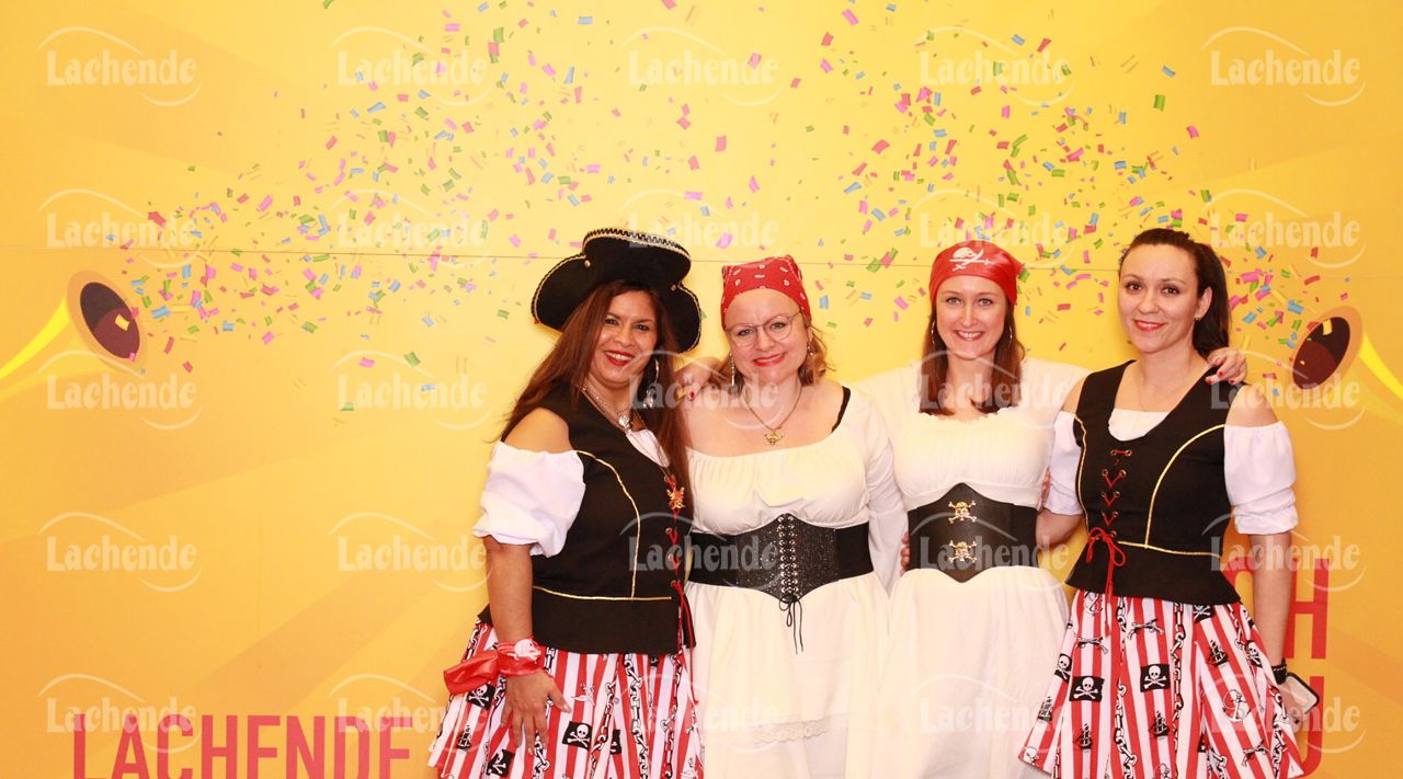 Lachende Kölnarena 10.02.2023 0621